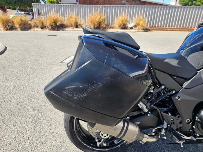 2020 Kawasaki Ninja 1000 SX Black