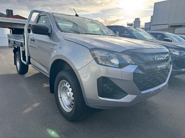 2026 ISUZU D-MAX SX