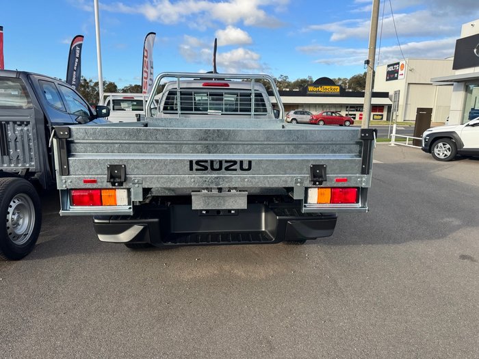 2026 ISUZU D-MAX SX