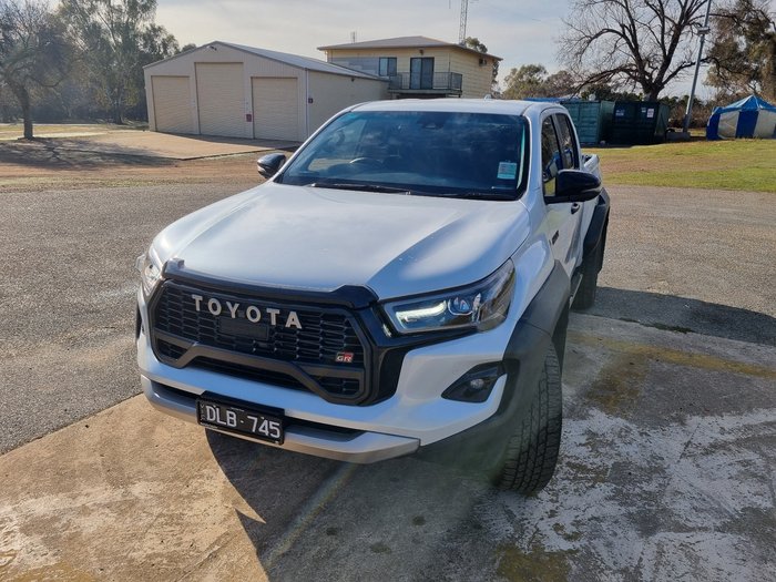 2024 Toyota Hilux 4x4 Hilux 4x4 GR-S 2.8L T Diesel Automatic Double Cab 2L46540 001 Frosted White