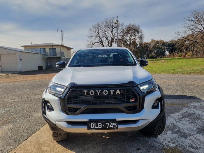 2024 Toyota Hilux 4x4 Hilux 4x4 GR-S 2.8L T Diesel Automatic Double Cab 2L46540 001 Frosted White