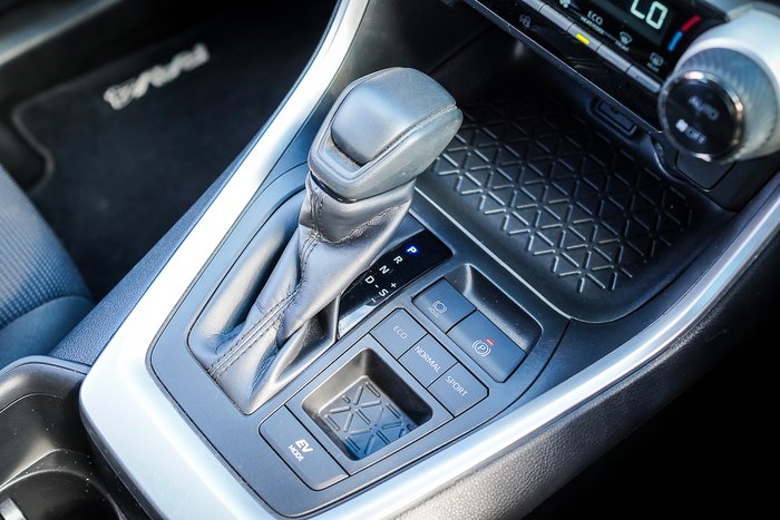 2024 Toyota RAV 4 Hybrid GX-2WD