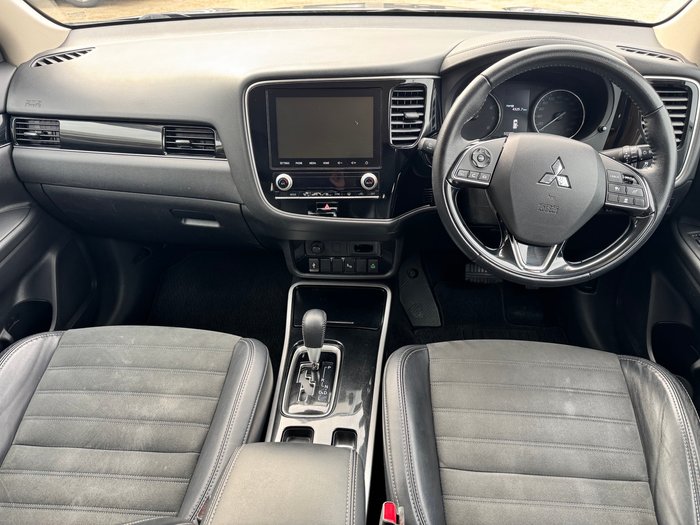 2021 MITSUBISHI Outlander LS