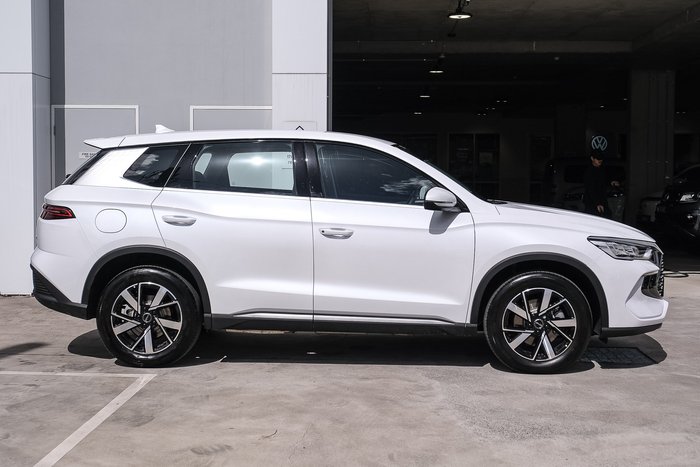 2025 BYD SEALION 5 Essential
