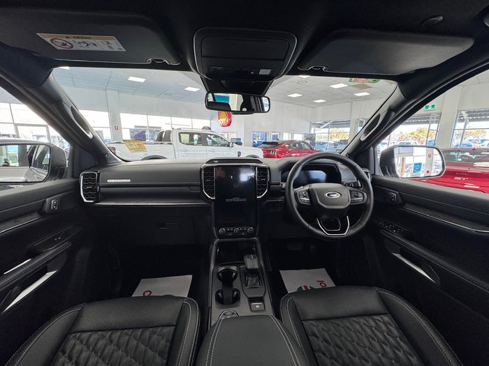 2025 Ford Everest Platinum