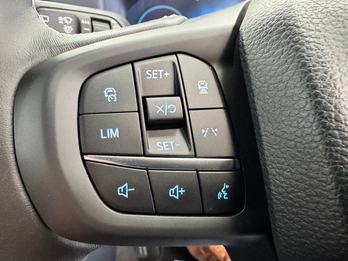 2025 Ford Everest Platinum