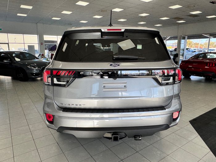 2025 Ford Everest Platinum