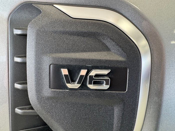2025 Ford Everest Platinum