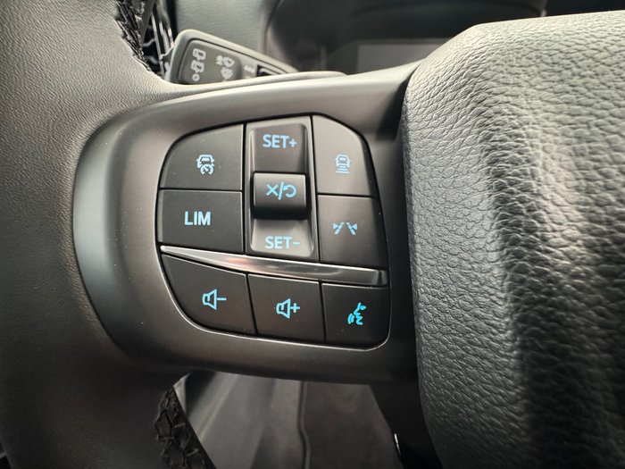 2025 Ford Everest Trend