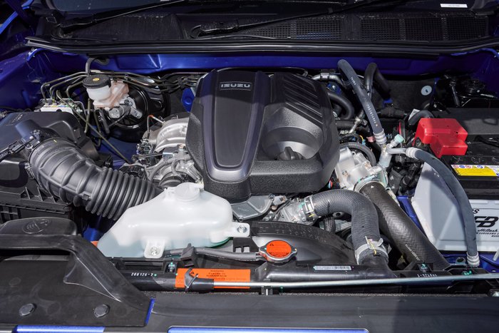 2026 Isuzu MU-X LS-T