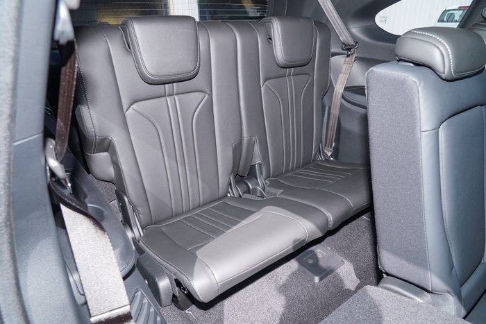 2026 Isuzu MU-X LS-T