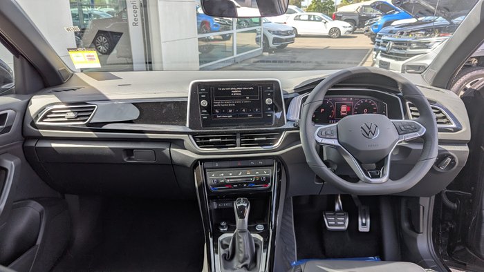 2025 VOLKSWAGEN T-ROC R-LINE