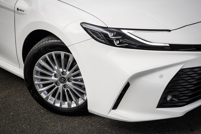 2025 Toyota CAMRY HYBRID Ascent Sport