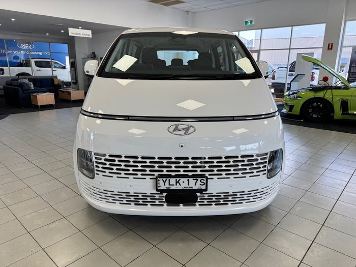 2022 Hyundai STARIA Elite