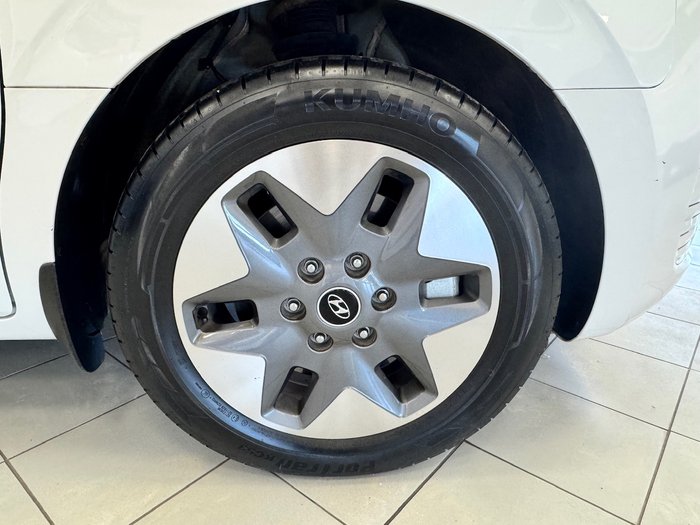 2022 Hyundai STARIA Elite