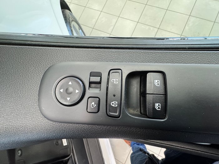 2022 Hyundai STARIA Elite