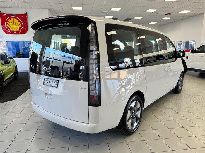 2022 Hyundai STARIA Elite