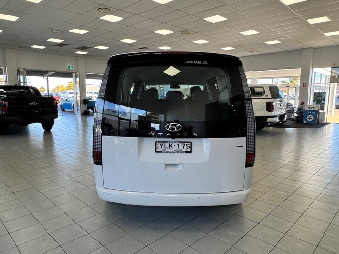 2022 Hyundai STARIA Elite