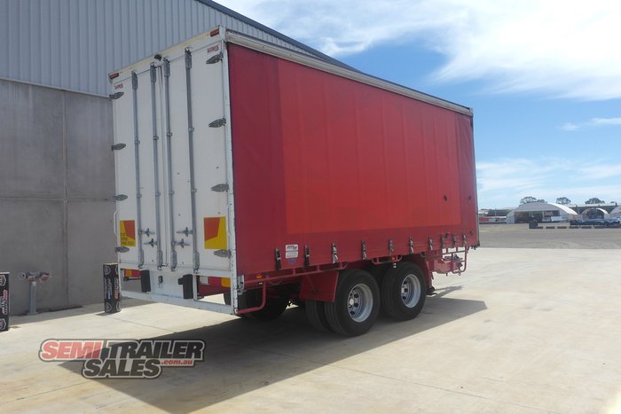 2011 Nixon Curtainsider Pig Trailer