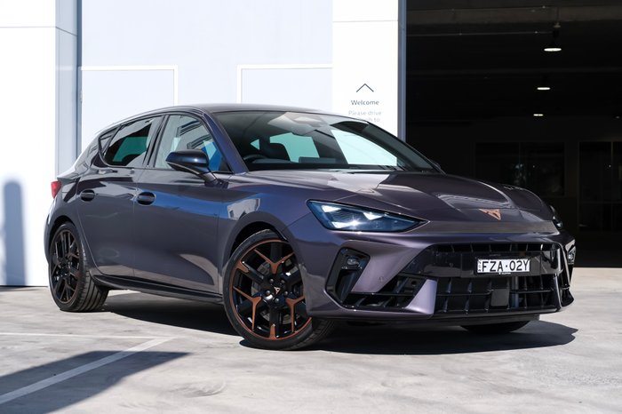 2025 CUPRA Leon VZx