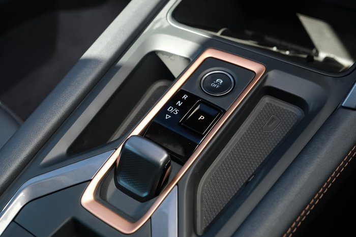 2025 CUPRA Leon VZx