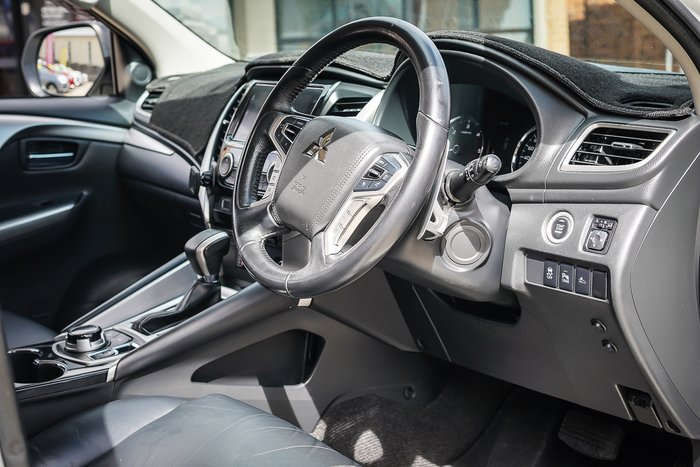 2018 MITSUBISHI PAJERO SPORT GLS (4x4) 7 SEAT