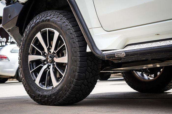 2018 MITSUBISHI PAJERO SPORT GLS (4x4) 7 SEAT