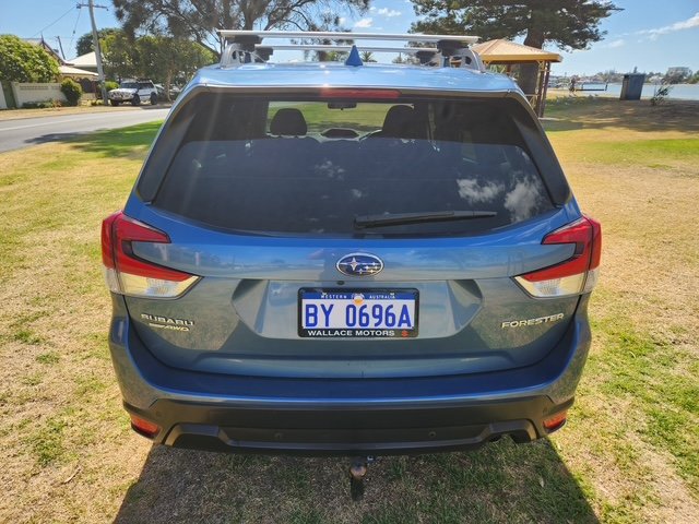 2021 Subaru Forester 2.5i