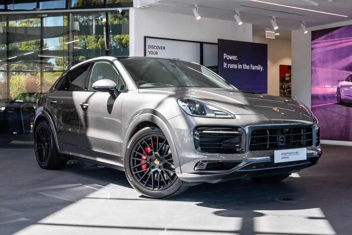 2022 Porsche Cayenne GTS