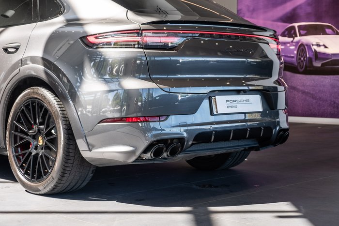 2022 Porsche Cayenne GTS