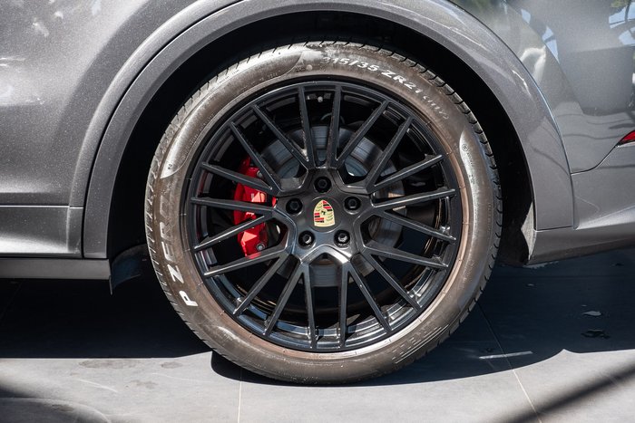 2022 Porsche Cayenne GTS