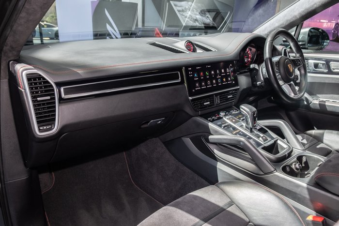 2022 Porsche Cayenne GTS