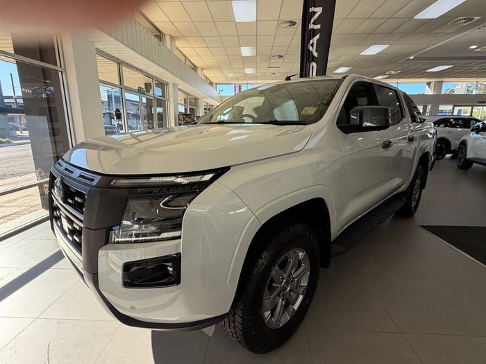 2025 NISSAN D27 ST