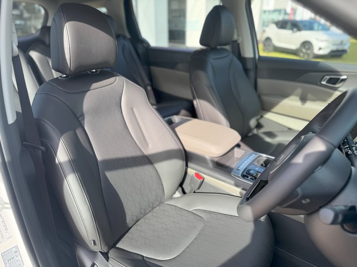2025 Kia Carnival Sport