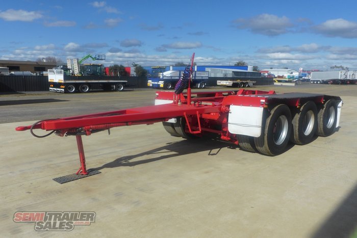 2018 Moore Tri Axle Dolly