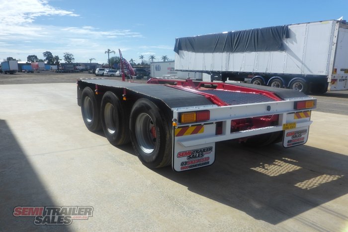 2018 Moore Tri Axle Dolly