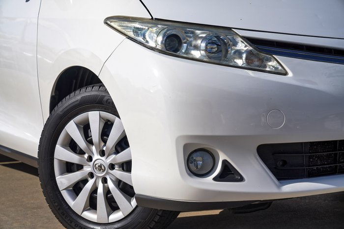 2016 Toyota Tarago GLi