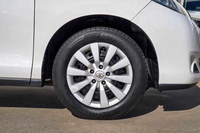 2016 Toyota Tarago GLi
