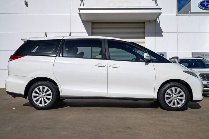 2016 Toyota Tarago GLi
