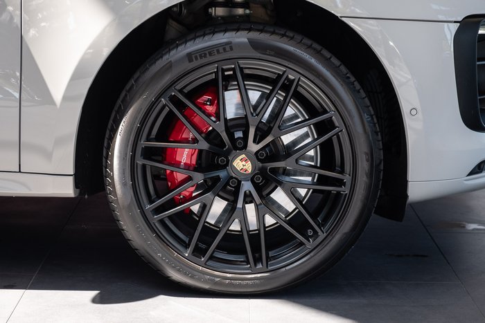 2021 Porsche Macan GTS