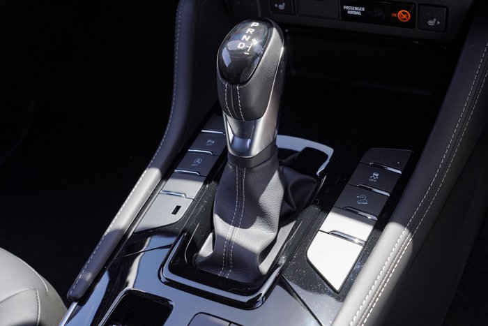 2025 Isuzu MU-X LS-T