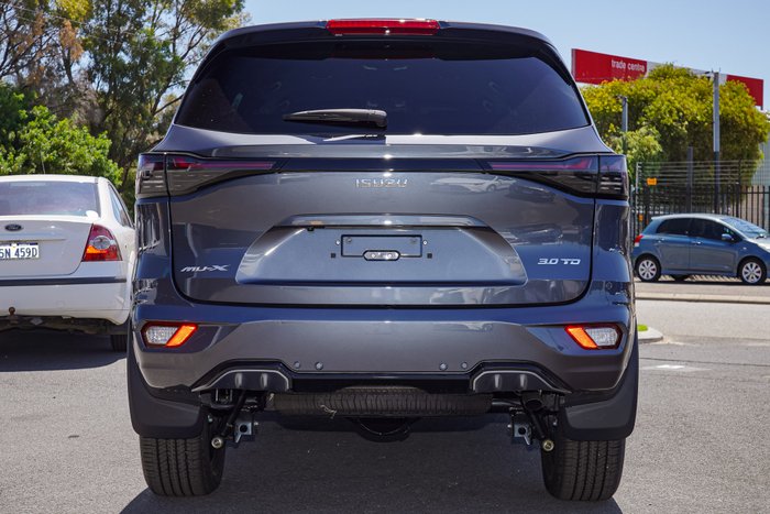 2025 Isuzu MU-X LS-T