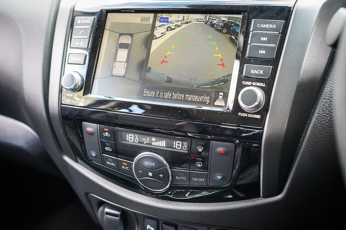 2024 NISSAN NAVARA PRO-4X (4x4)