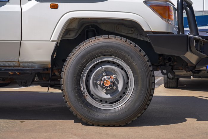 2016 Toyota Landcruiser Workmate Troopcarrier