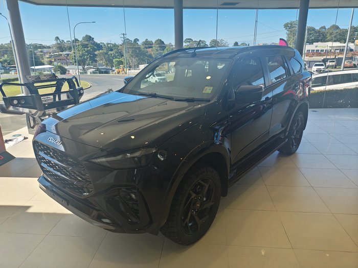 2026 ISUZU MU-X XT