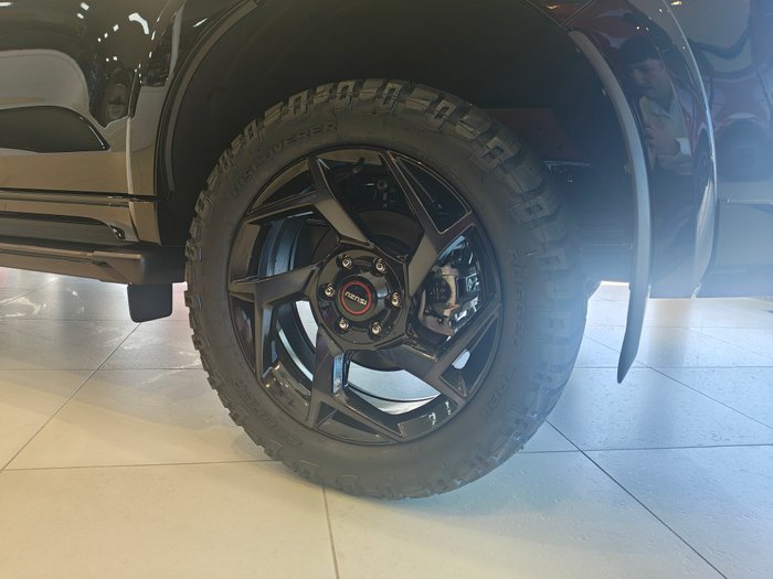 2026 ISUZU MU-X XT