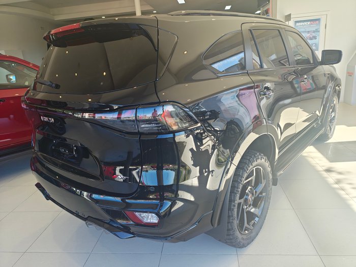2026 ISUZU MU-X XT