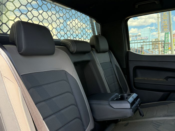 2025 VOLKSWAGEN AMAROK