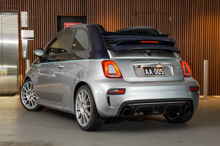 2019 Abarth 695 Rivale