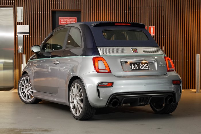 2019 Abarth 695 Rivale